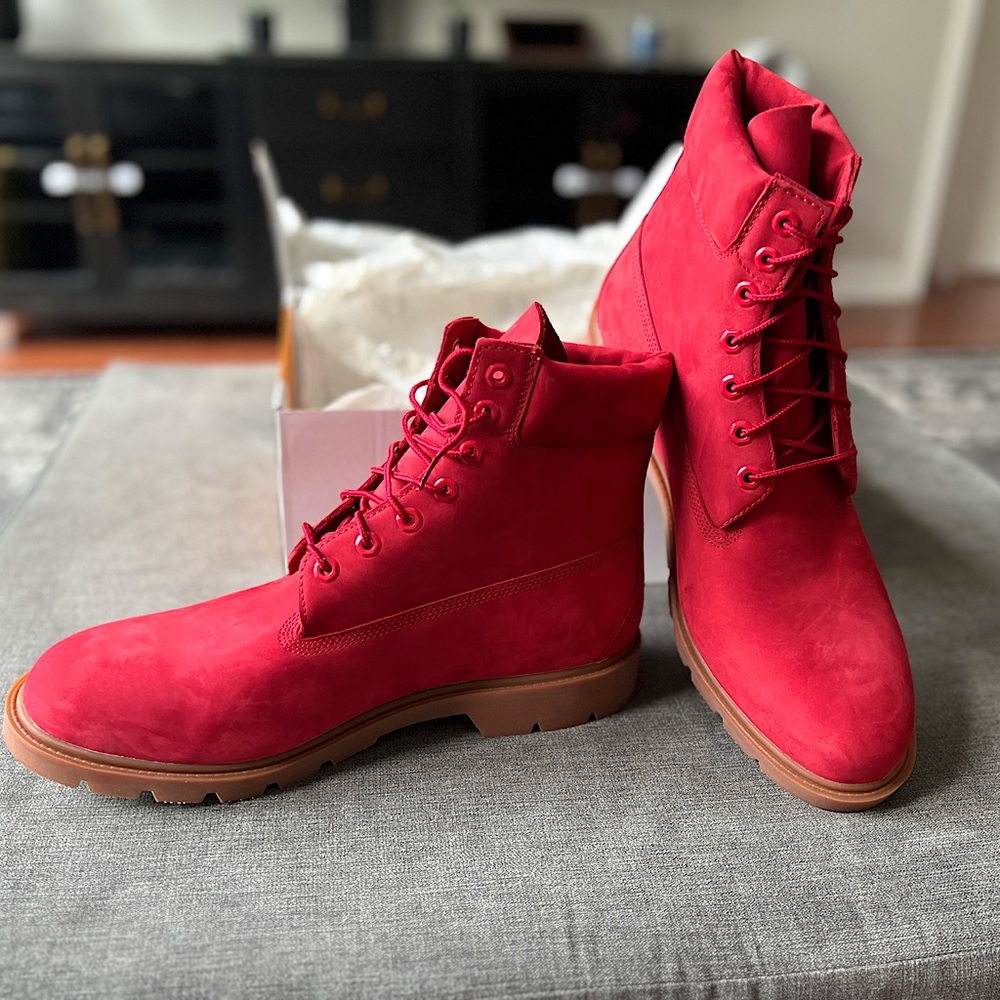 NEW TIMBERLAND CLASSIC
6 IN WATERPROOF BOOT -
DARK RED NUBUCK - MEN’S SIZE 13